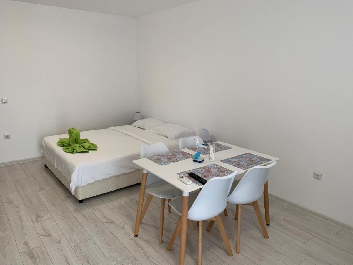 Summer Apartments Kabakum Golden Sands Esterno foto