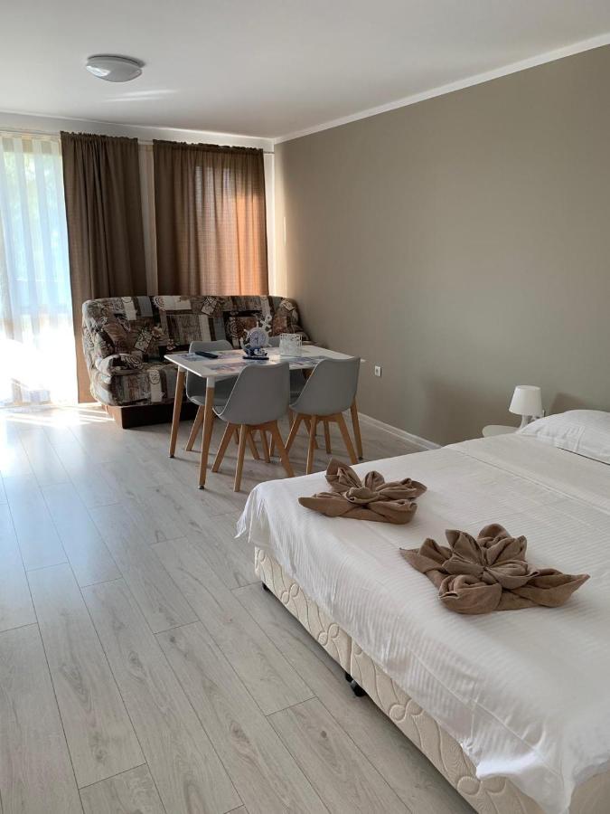 Summer Apartments Kabakum Golden Sands Esterno foto